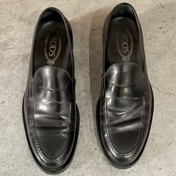 Luxury Tod’s Black Leather Loafers – Timeless Elegance & Comfort main image 5